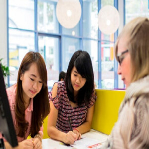 Dịch vụ hỗ trợ thăm thân nhân cho du học sinh